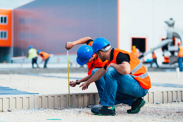 Best Best Concrete Contractor  in Yreka, CA